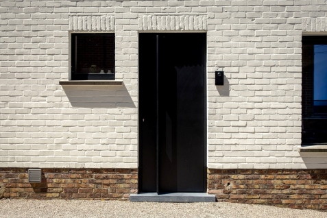 Renovatie voorgevel in kalei