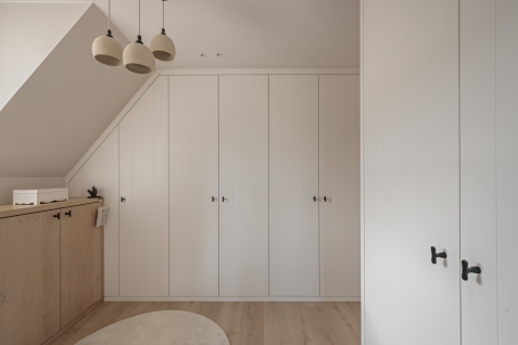Wim Beyaert - totaalrenovatie Knokke - dressing op maat