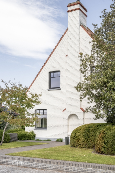 Wim Beyaert - totaalrenovatie Knokke - zijgevel