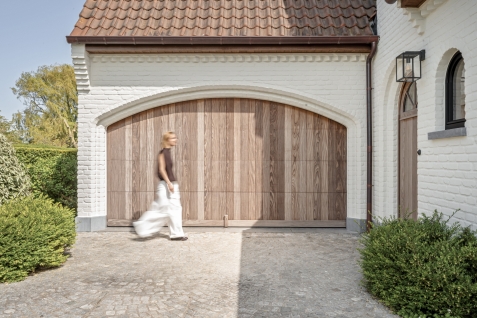 Wim Beyaert - totaalrenovatie Knokke - garagepoort