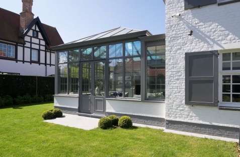 Buitenzijde orangerie