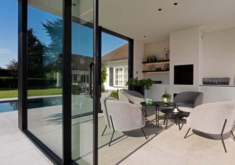 Interieur van poolhouse