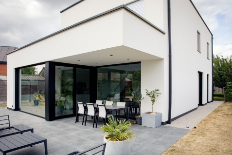 Terras met overkapping
