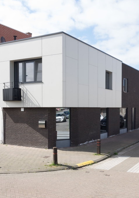 Wim beyaert totaalrenovatie in strakke, moderne stijl